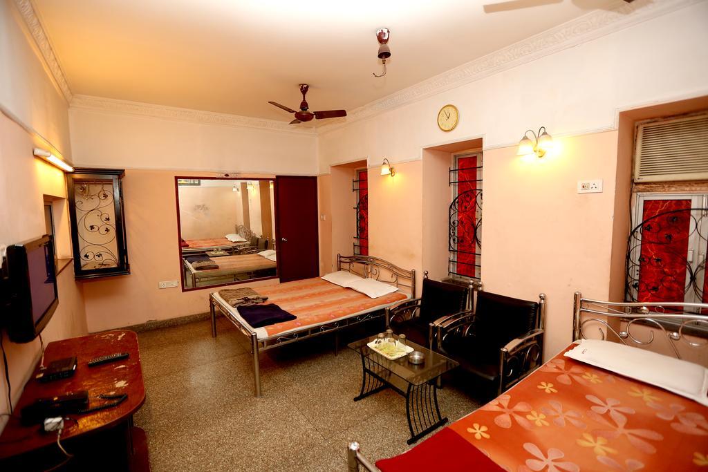 Central Guest House Kolkata Ngoại thất bức ảnh