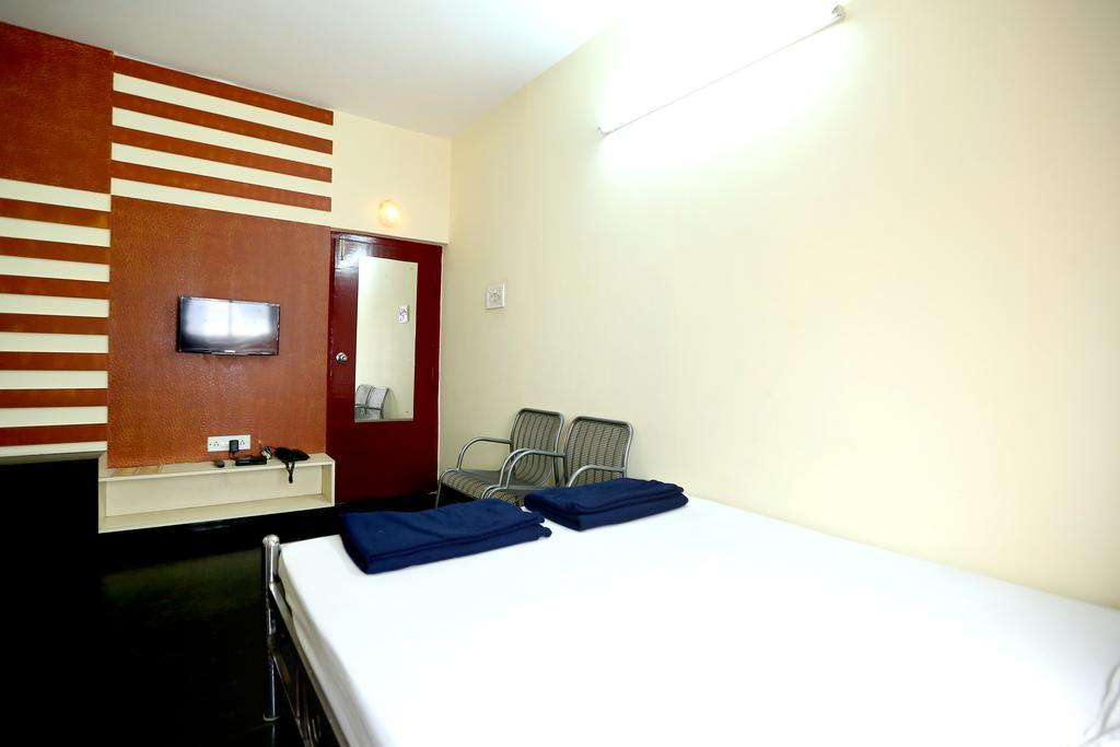 Central Guest House Kolkata Ngoại thất bức ảnh
