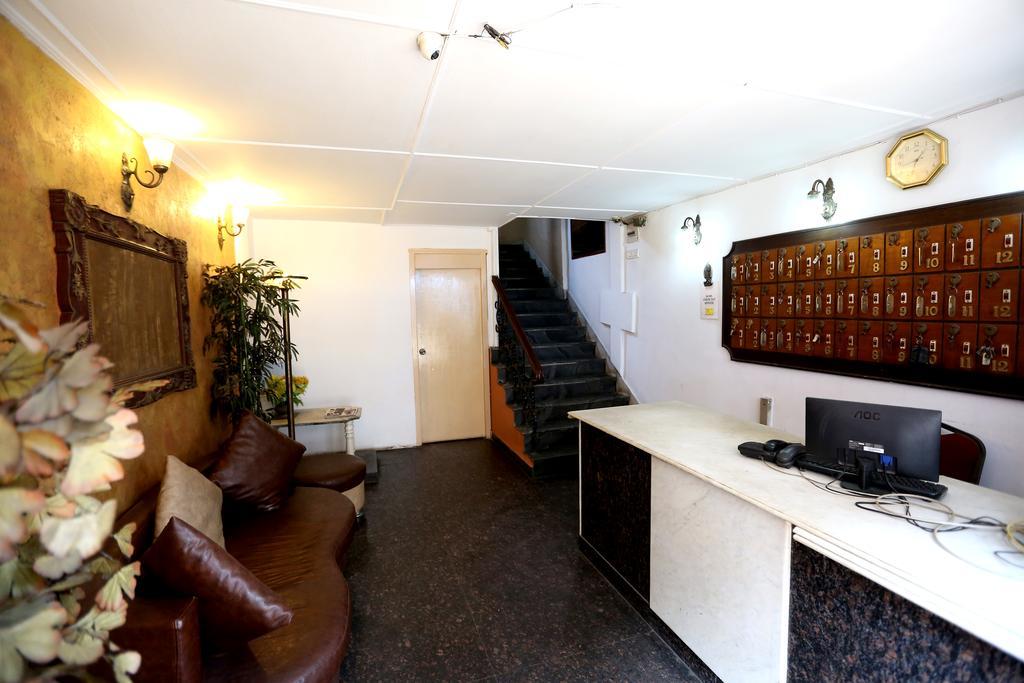 Central Guest House Kolkata Ngoại thất bức ảnh