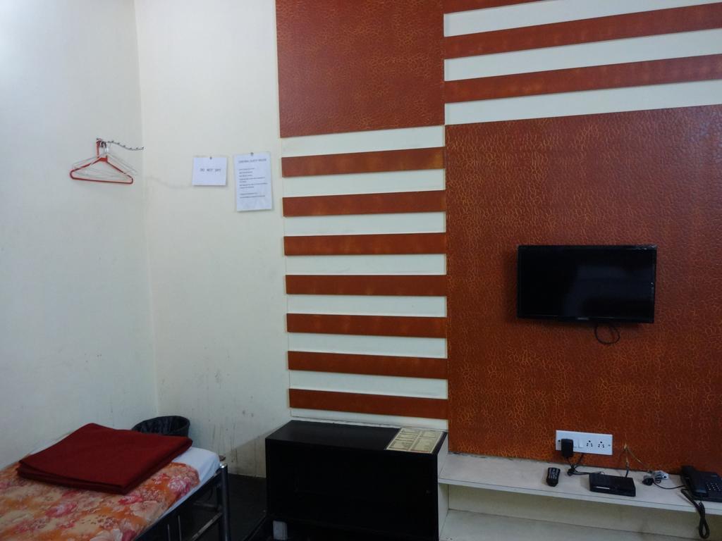 Central Guest House Kolkata Ngoại thất bức ảnh